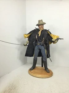 1/6 *RARE* JOHN WAYNE US CAVALRY OFFICER “SHE WORE A YELLOW RIBBON” + OAK STAND - Picture 1 of 24