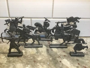 Toy Soldiers 7 NEW Plastic 54mm Medieval Russian Knights (Semi-Flats) - Picture 1 of 1
