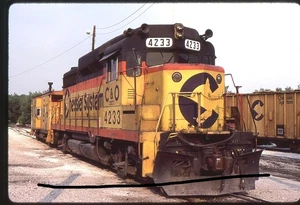 jj282 Orig. Slides CSX 4233 GP30 With Caboose at Hanover, Pa 7-88 - Picture 1 of 1