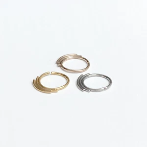 Winziger dünner Silber 0,8 Gold Rotgold 8 mm Tribal Septum Ring Creolen Nase Ethno Boho - Bild 1 von 4