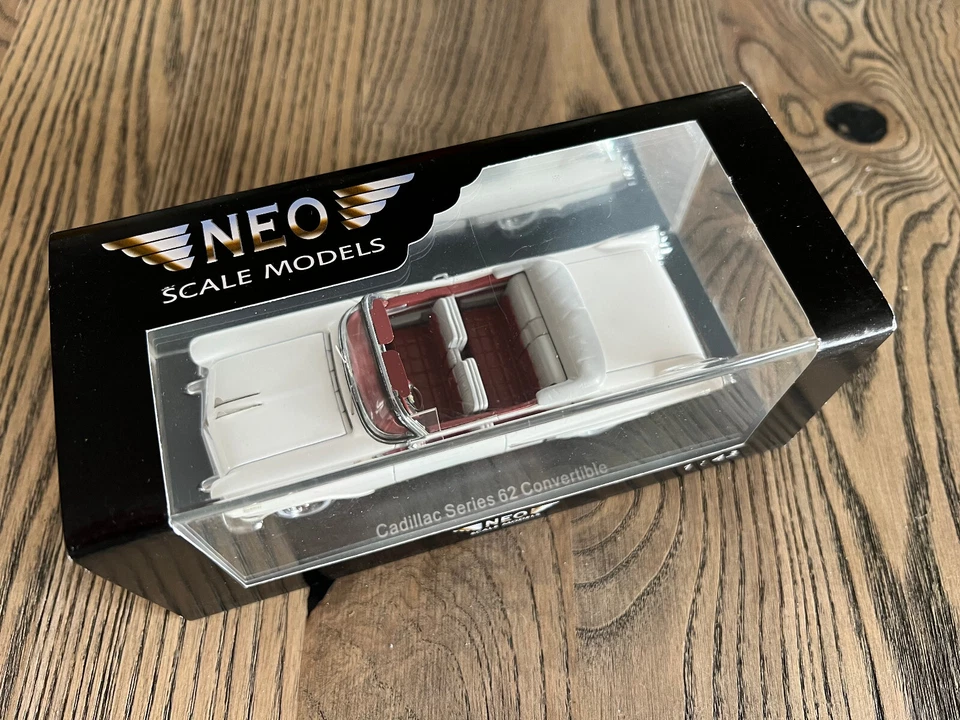 Cadillac Series 62 Convertible NEO 1/43 - Photo 1/1
