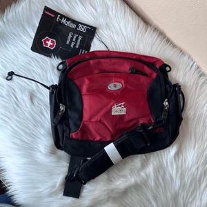 Victorinox Swiss Army Lumbar Pack Bolsa de Acoplamiento Rojo/Negro - Imagen 1 de 7