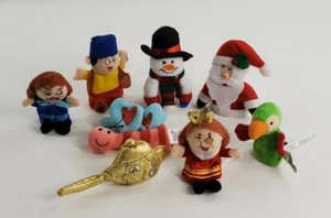 Gemischtes Set 8 Fingerpuppen König Weihnachtsmann Schneemann Papagei Geist in einer Flasche & mehr - Bild 1 von 12