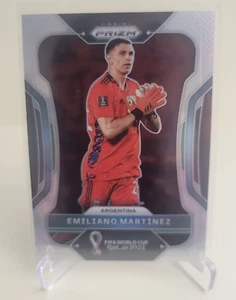 2022 PANINI PRIZM WORLD CUP EMILIANO MARTINEZ SILVER PRIZM #2 ARGENTINA - Picture 1 of 2