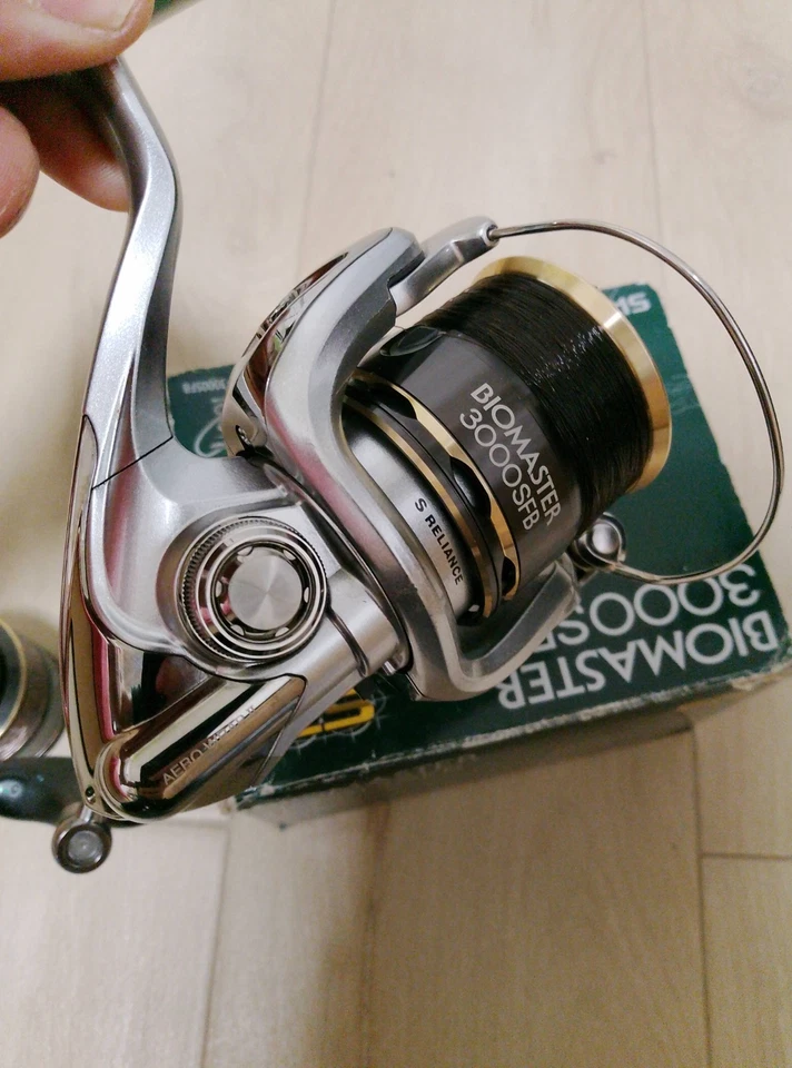 Mulinello Shimano Biomaster 3000sfb - Immagine 1 di 4