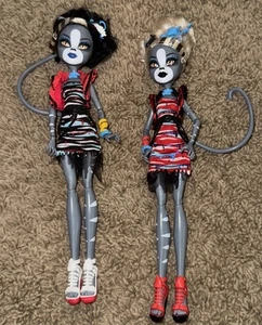 Monster High Zombie Shake Purrsephone und Meowlody Werecat Zwillinge mit Tagebuch - Bild 1 von 20