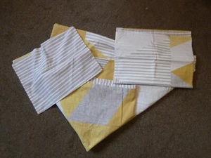 Double Duvet Set - Yellow, White & Grey - Picture 1 of 4