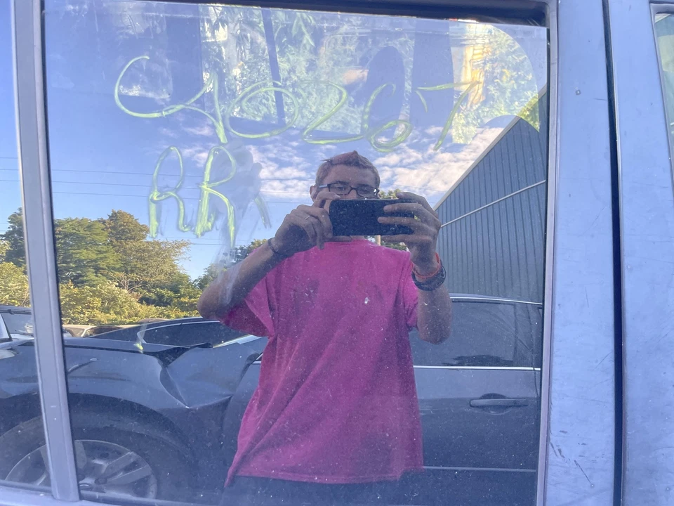 Rear Door Glass/window TOYOTA RAV-4 Right 96 97 98 99 00 - Image 1 of 1