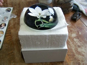 Großer FLORAL Glas Briefbeschwerer - Bild 1 von 3