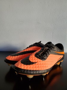 hypervenom soccer cleats size 8