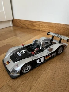 Maisto 1:18 Audi R8R Le mans (1999) sin su caja original - Imagen 1 de 5