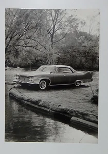 1960 Plymouth Fury 4,75"x6,75" B&W foto comunicato stampa #736-101 - Foto 1 di 2