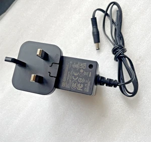 Cargador de fuente de alimentación CWT 54W CAEC054FC 12V 4.5A para electrónica - Imagen 1 de 8