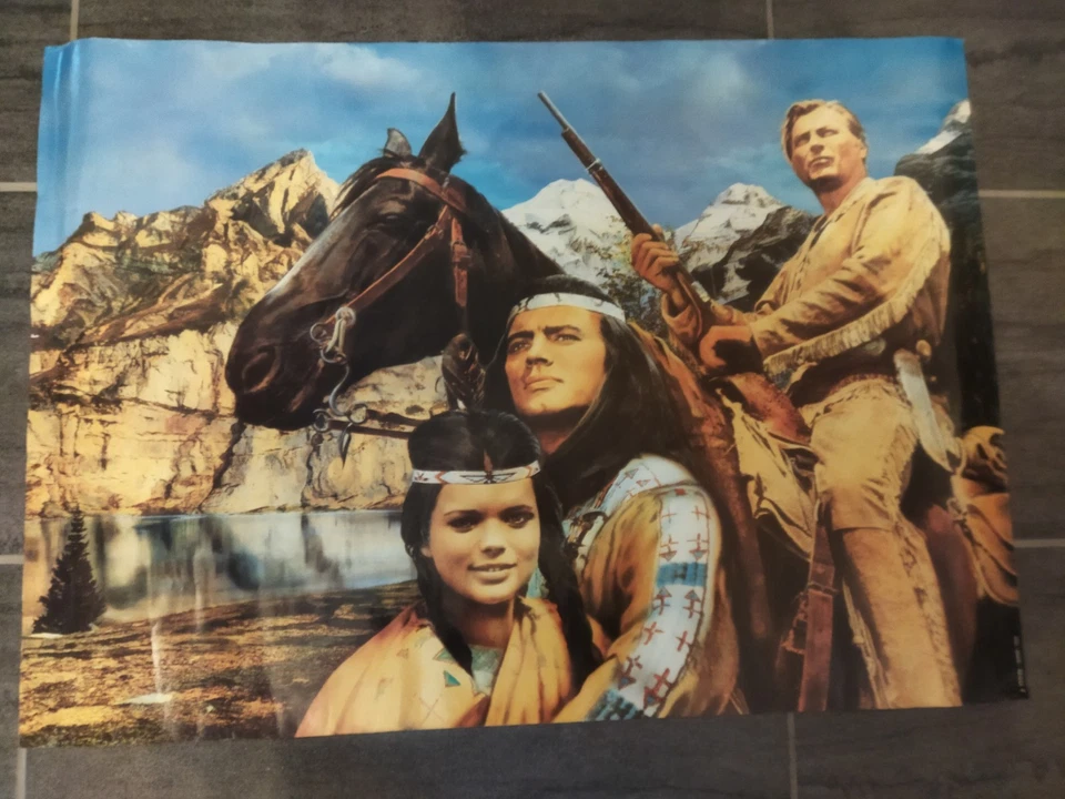 Winnetou und Das Halbblut Apanatschi Filmplakatt DDR - Bild 1 von 1