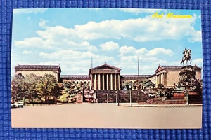 Vintage c1960's Philadelphia Museum of Art Philadelphia Pennsylvania PA Postcard - Picture 1 of 2