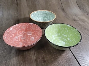 SET of 3 Japanese Rice Soup Noodle Bowls 6 inches. Japan - Picture 1 of 13