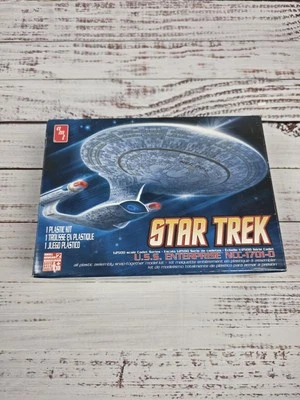 全新 AMT 星际迷航 美国 Enterprise NCC-1701-D 模型套件 开箱 未组装 — 第 1/4 张图片