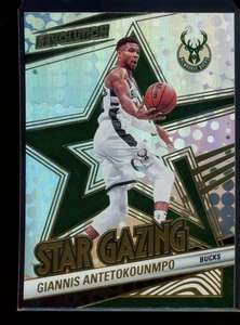 2024-25 Panini Revolution #12 Giannis Antetokounmpo Star Gazing - Imagen 1 de 2