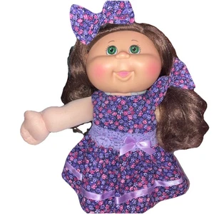 Handgefertigtes Kohl Patch Kleid mit Haarschleifen passt 14" Puppen - Bild 1 von 3