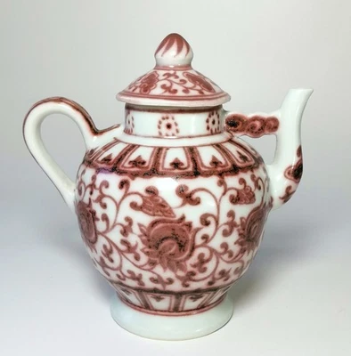 ED146 V.Raro Underglaze Flores de lótus vermelhas pequeno ewer orig. capa Ming 14/15thCen - Imagem 1 de 4