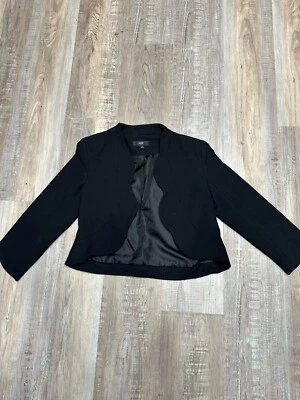 Женский блейзер Black Business размер 4 слегка укороченный  - Изображение 1 из 2