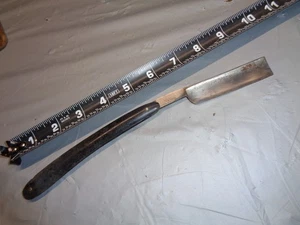 Antigua Keystone (¿Frnail?) Maquinilla de afeitar recta Works con mango negro Alemania - Imagen 1 de 3