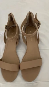 Sun + Stone Womens Tan Casual Block Heel Shoes 9.5 Medium (B,M) - Picture 1 of 6