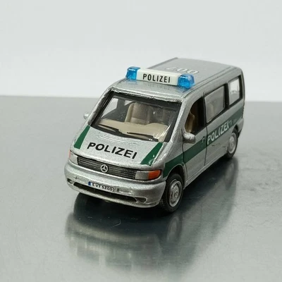 Hongwell 1/72 Mercedes-Benz Vito Police Vehicle POLIZEI (M01137) - Image 1 of 4