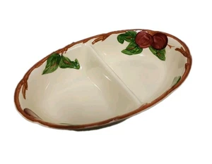 VINTAGE FRANCESCANO MODELLO MELA OVALE DIVISO PIATTO DA PORTATA VERDURE CIOTOLA 10,75" - Foto 1 di 8