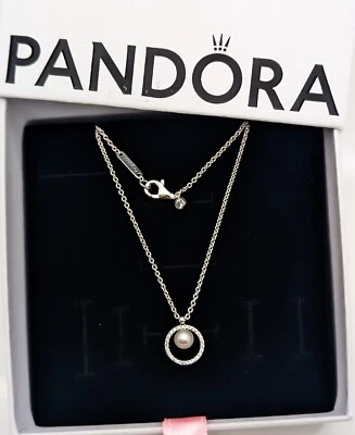 Nuevo 100% PANDORA 925 Perla y Pavé Halo Pendientes Collar Conjunto de Joyería Foto 1 de 3