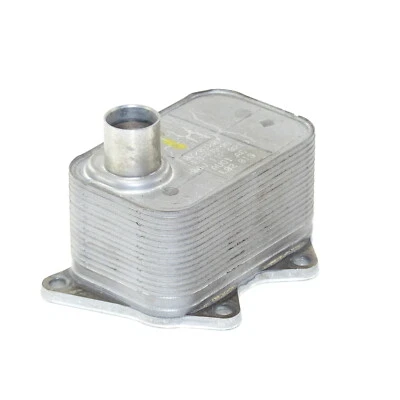 VW Tiguan 5N Audi A3 8P 1,8T 2,0T Oil Cooler Heat Exchanger Motor 06J117021D - Image 1 of 2