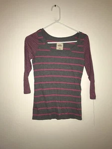 Hollister grau rot Streifen Langarm U-Ausschnitt Bluse Shirt Damen X Small - Bild 1 von 4