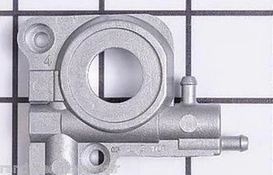 Echo C0220000 Auto Öler Ölpumpe Baugruppe CS-330MX4 CS-330T CS-360T CS-370 - Bild 1 von 2