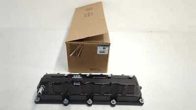 New OEM Genuine Mopar 6.2 Hellcat LH Valve Cover 2015-2023 Charger Challenger - image 1 of 4