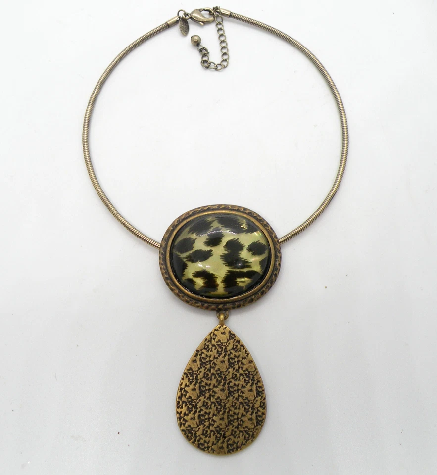 Collar Mujer Colgante Leopardo Grueso Omega Firmado Laura Ashley Tono Dorado Foto 1 de 4
