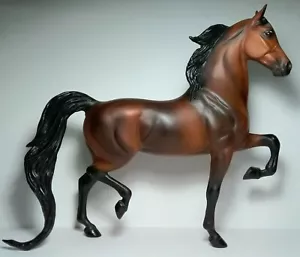 Breyer Pferd trabend braun Langschwanz selten? Rarität - Bild 1 von 9