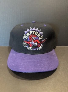 Vintage 90’s Toronto Raptors 7 1/2 New Era Hat 5950 Pro Model NBA Wool Plain Logo - Bild 1 von 5