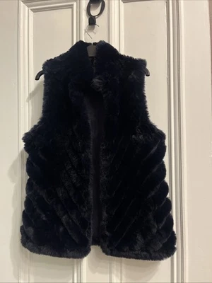 JAYLEY COLLECTION NAVY FAUX FUR GILLET / WAISTCOAT - SIZE S - Image 1 of 4