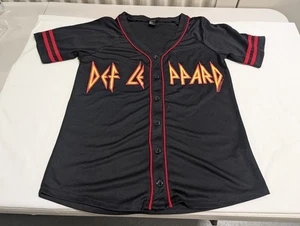 Maglia baseball Def Leppard unisex piccola nera con bottoni scollo a V Forever 21 - Foto 1 di 8