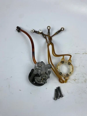 For Suzuki GT125 GT185 oil pump and oil house USED - Image 1 of 4