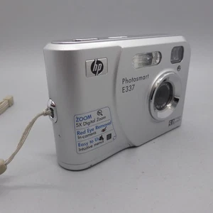 HP Photosmart E337 5.0MP Compact Digital Camera Silver Tested - Picture 1 of 9