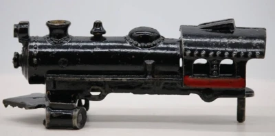 ANTIQUE IVES CAST IRON LOCOMOTIVE - Image 1 of 4