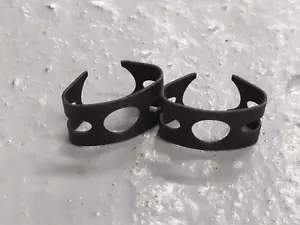 2X Genuine Volkswagen Brake Hose Retaining Clip Metal Clamp Spring 4D0611715B - Picture 1 of 3