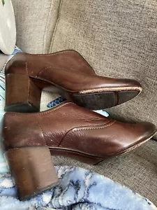 Stivaletti slip on Frye marrone cioccolato con tacco a blocco di legno 8,5 - Foto 1 di 10