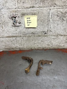 1975 Yamaha Dt400 Dt 400 Enduro Footpegs - Picture 1 of 4