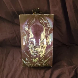 NECA Alien The Aliens Ultimate Edition Blue Action Figure SEALED Box Wear Damage - Picture 1 of 5