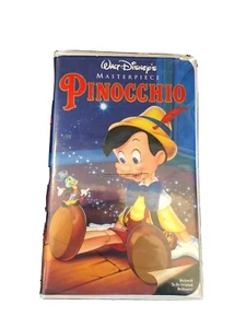 Walt Disney Masterpiece: Pinocchio Used - Picture 1 of 10