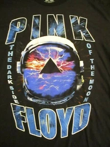 NEW PINK FLOYD~DARK SIDE OF THE MOON BLACK XL T-SHIRT ASTRONAUT HELMET/PYRAMID - Picture 1 of 5