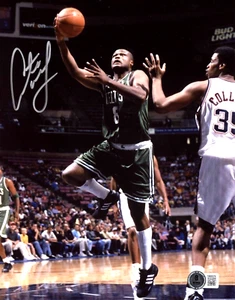 Antoine Walker Signed Boston Celtics 8x10 Photo Beckett Witness BAS COA #1 - Picture 1 of 1