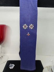 Hervorragende Royal Nitted Square blaue Krawatte kleines besticktes Design  - Bild 1 von 15